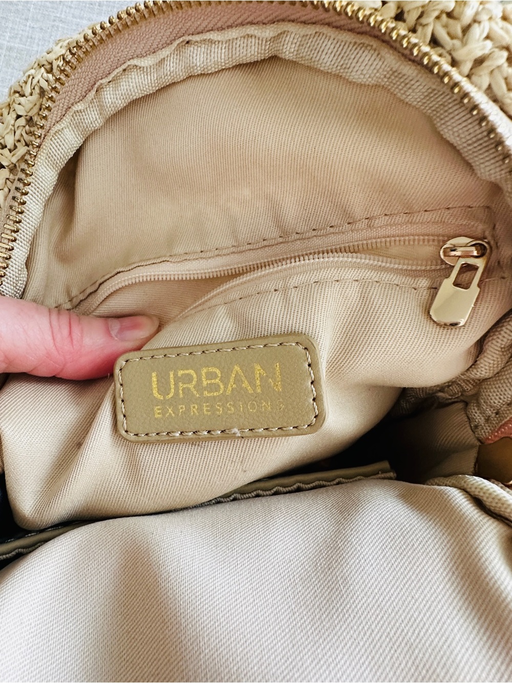 Urban Expressions Woven Crossbody Bag in Beige - Picture 5 of 10